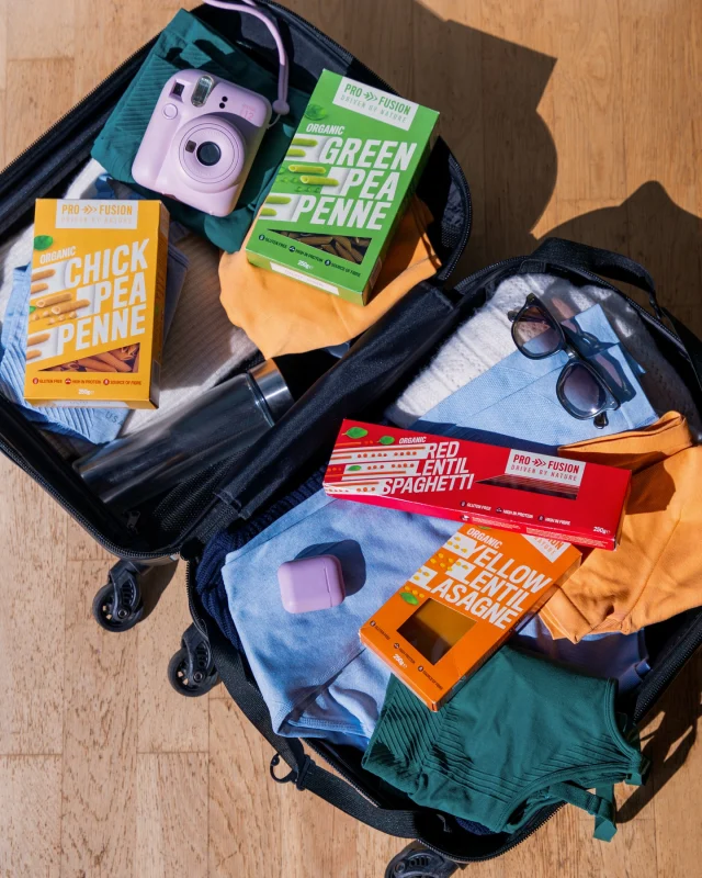 Can’t forget the essentials! 🧳

Holidays don’t mean you can’t hit your protein goals. 💪

#proteinpasta #holidaysuitcase #proteingoals #plantbasedprotein