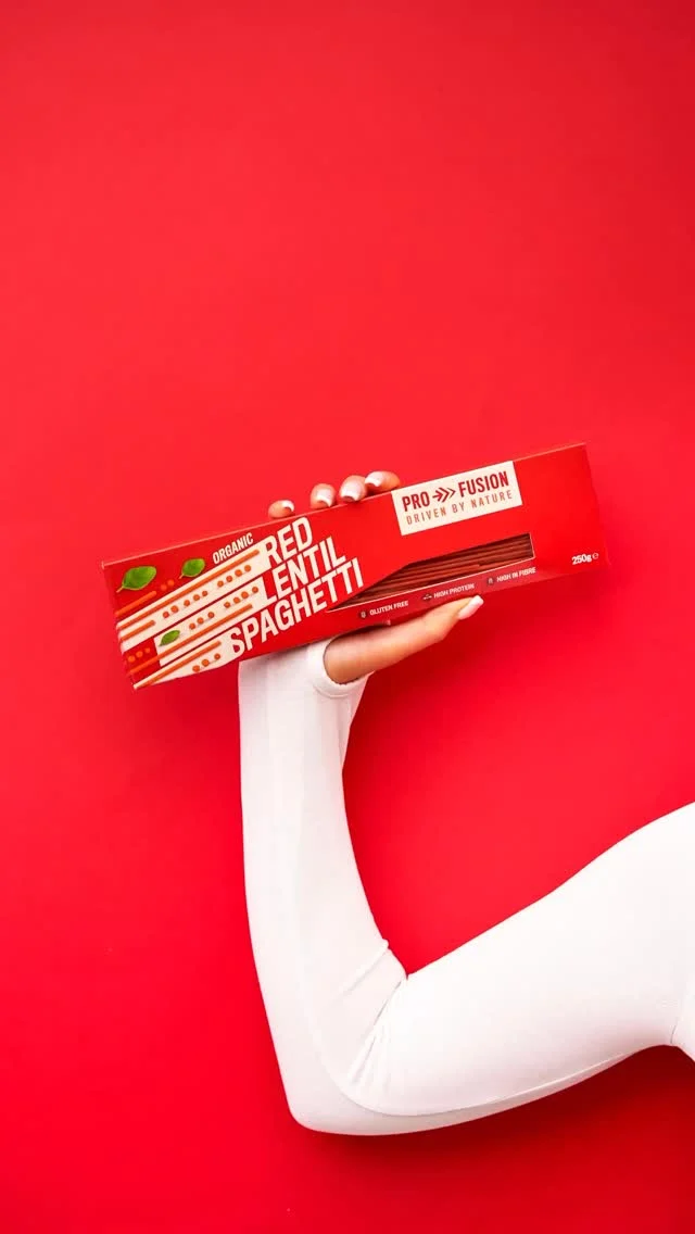💪🍝 Who says pasta can’t pack a punch? Check out our red lentil spaghetti getting its workout in! 💥 Powered by protein, this deliciously nutritious spaghetti is not just for dinner – it’s your new gym buddy too! 🏋️‍♂️ Fuel your gains and satisfy your cravings all in one bite. Try it out and see how you can level up your meals! 🌟 #PoweredByProtein #RedLentilSpaghetti #HealthyEating #FitnessFuel #PastaGoals #EatWellLiveWell