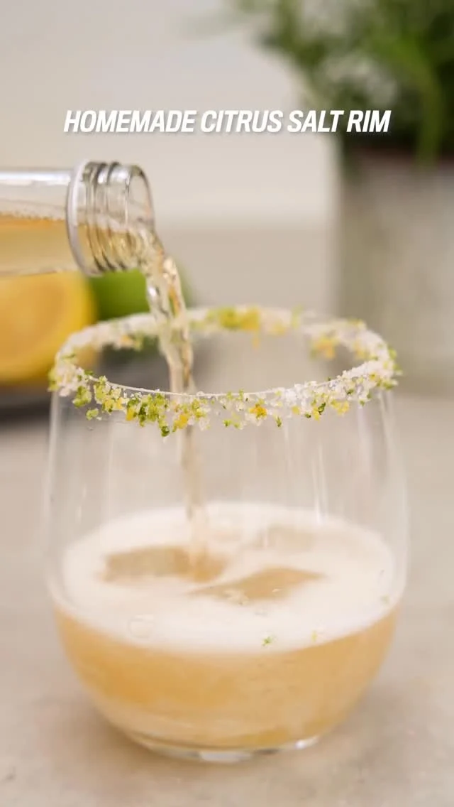 Get ready to elevate your summer drinks game with a touch of pink Himalayan salt! 🌸🌊 This vibrant salt rim adds a burst of flavour and a pop of colour to your favourite refreshing drinks. #organic #summer #drinks